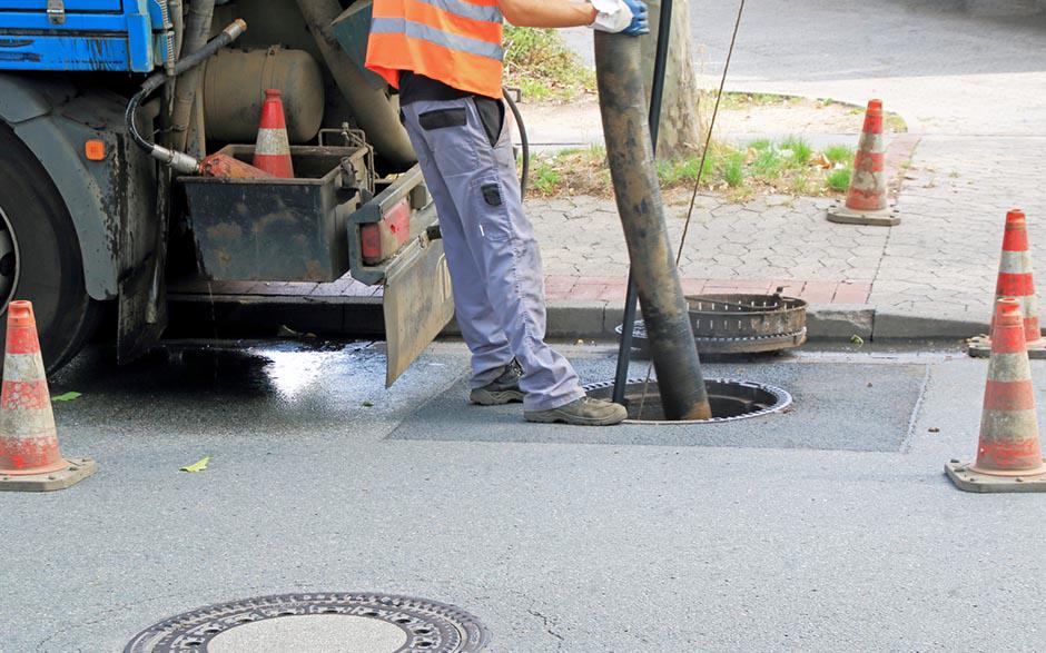 plombier débouchage canalisation Les Mureaux