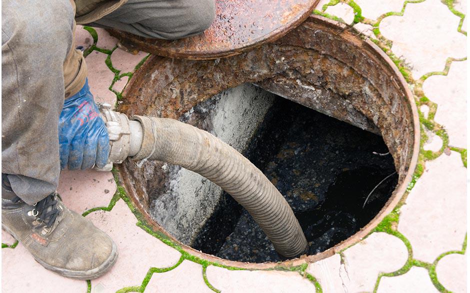 déboucher canalisation wc Les Mureaux